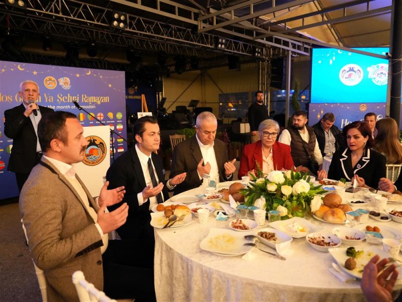 Yeni alanyalılar g&ouml;n&uuml;l sofrasında buluştu