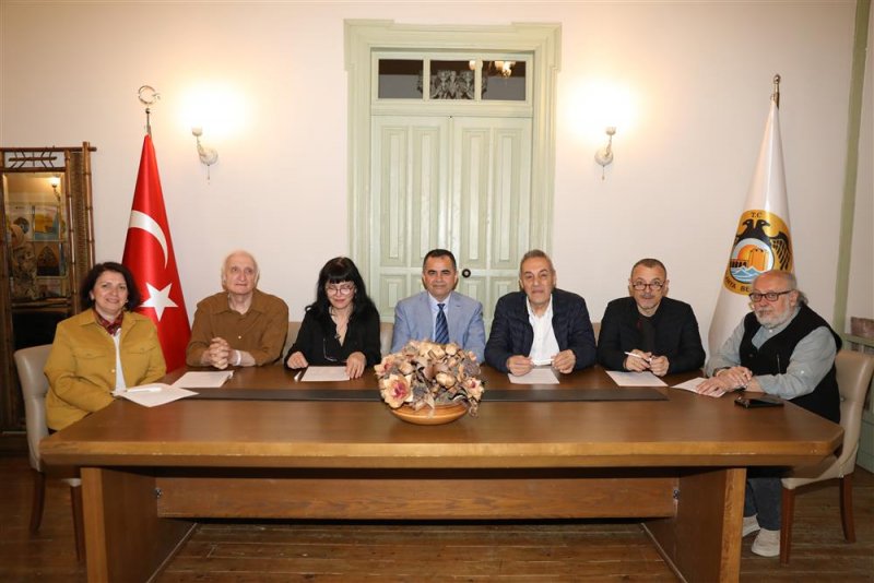 Kervan temalı karikat&uuml;r yarışmasının kazananları a&ccedil;ıklandı