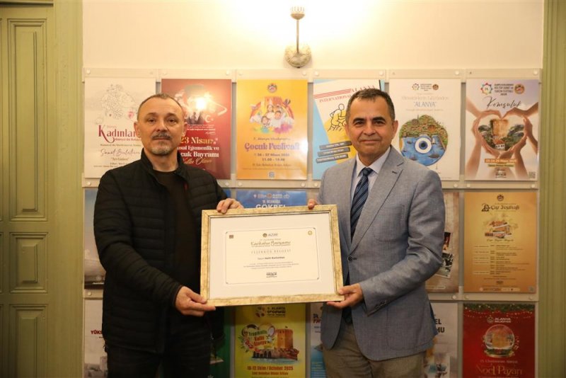 Kervan temalı karikat&uuml;r yarışmasının kazananları a&ccedil;ıklandı