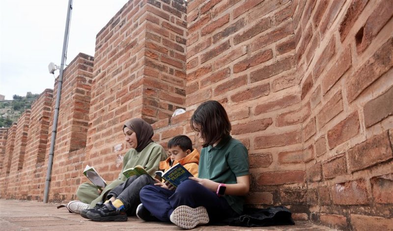 Kızılkule&rsquo;nin 800. yılında 800 kişiyle okuma etkinliği