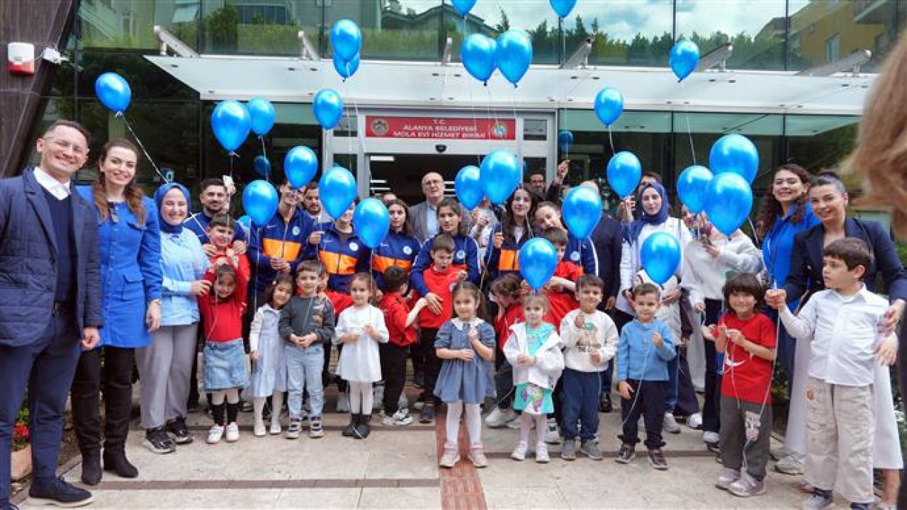 Otizmli bireylerden sanat ile barış çağrısı