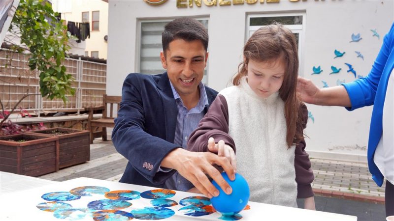 Otizmli bireylerden sanat ile barış &ccedil;ağrısı