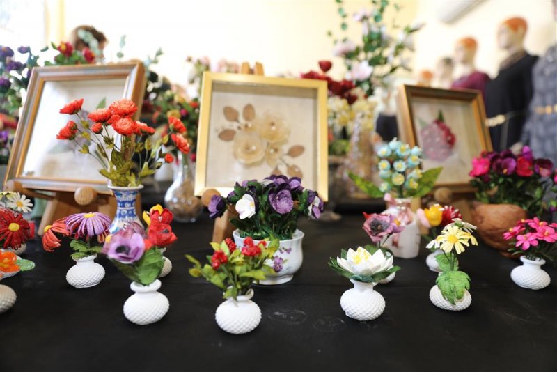 Yılın ilk el sanatları sergisi okurcalar&rsquo;da a&ccedil;ıldı