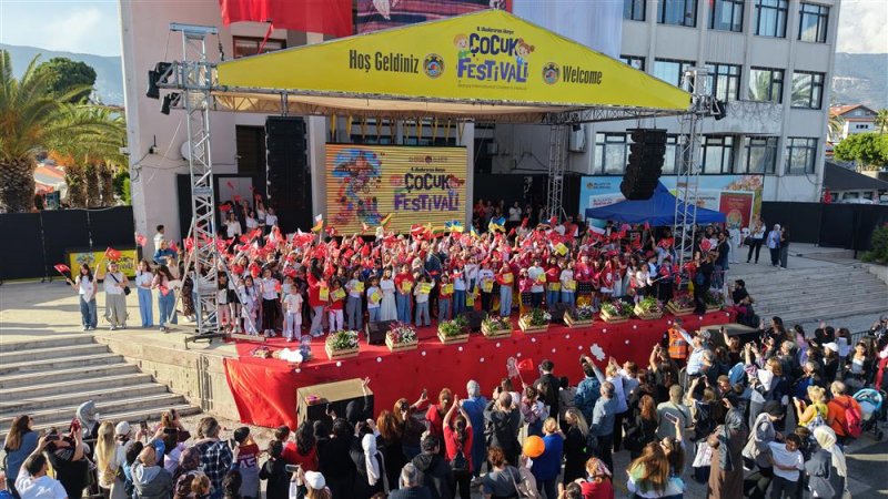 8. uluslararası alanya &ccedil;ocuk festivali başladı