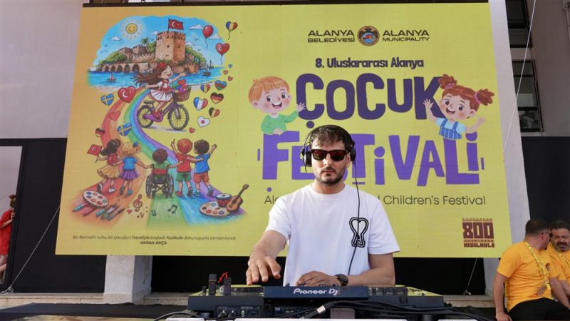 8. uluslararası alanya &ccedil;ocuk festivali&rsquo;nde muhteşem final
