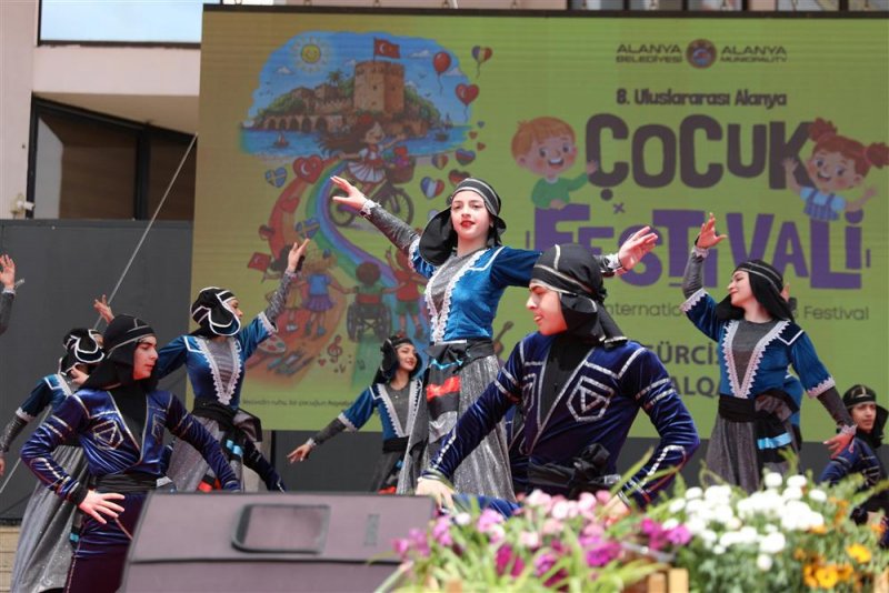 8. uluslararası alanya &ccedil;ocuk festivali&rsquo;nde muhteşem final