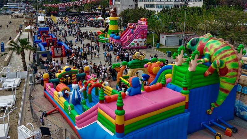 8. uluslararası alanya &ccedil;ocuk festivali&rsquo;nde muhteşem final