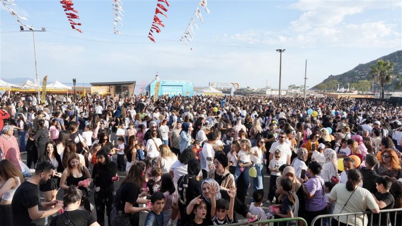 8. uluslararası alanya &ccedil;ocuk festivali&rsquo;nde muhteşem final