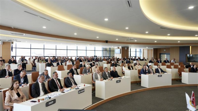 Alanya belediyesi mayıs ayı meclis toplantısı yapıldı - başkan &ouml;z&ccedil;elik: bu gurur alanya&rsquo;mızın hanesine yazılmıştır