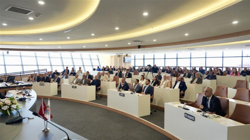 Alanya belediyesi mayıs ayı meclis toplantısı yapıldı - başkan &ouml;z&ccedil;elik: bu gurur alanya&rsquo;mızın hanesine yazılmıştır
