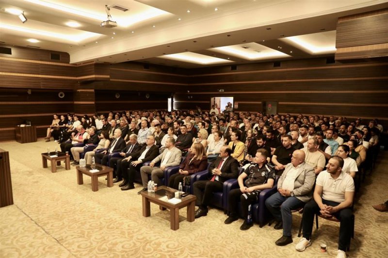 Alanya belediyesi&rsquo;nden turizm sezonu &ouml;ncesi gıda ve hijyen zirvesi