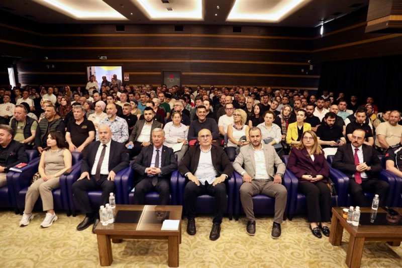 Alanya belediyesi&rsquo;nden turizm sezonu &ouml;ncesi gıda ve hijyen zirvesi
