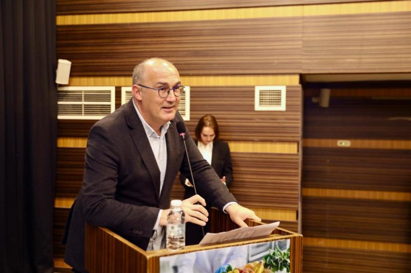 Alanya belediyesi&rsquo;nden turizm sezonu &ouml;ncesi gıda ve hijyen zirvesi