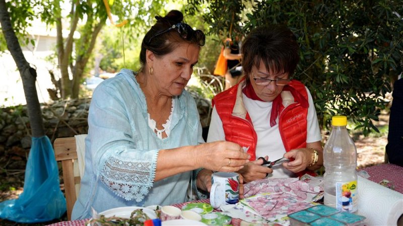 Alanya&rsquo;da hıdırellez coşkusu: &ccedil;ocuklar geleneksel oyunlarla baharı karşıladı