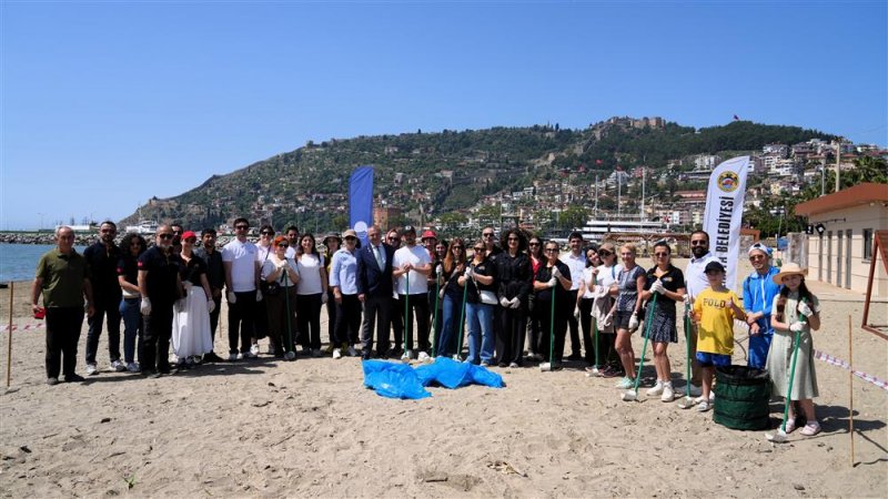 Alanya&rsquo;nın mavisi i&ccedil;in el ele verildi