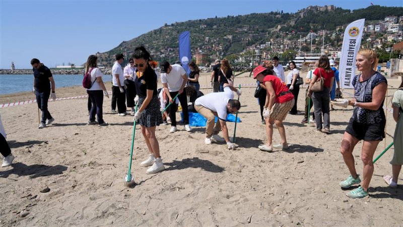 Alanya&rsquo;nın mavisi i&ccedil;in el ele verildi