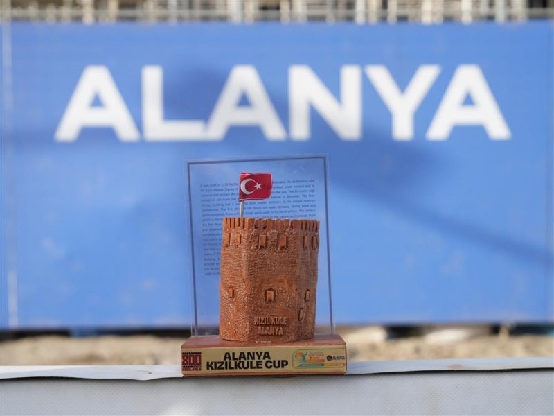 Uluslararası alanya kızılkule cup d&uuml;nyayı bir araya getirdi