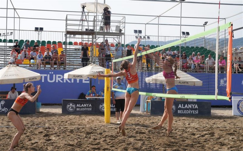 Uluslararası alanya kızılkule cup d&uuml;nyayı bir araya getirdi