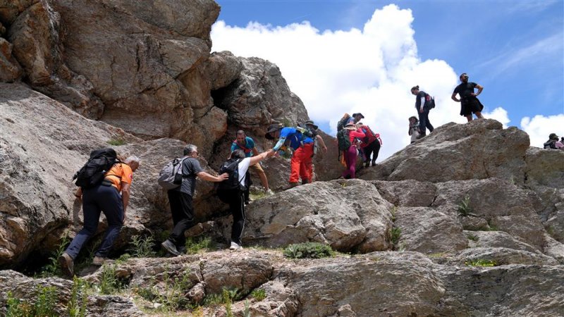 3. alanya keykubad g&ouml;&ccedil; ve kervan yolu y&uuml;r&uuml;y&uuml;ş&uuml;&rsquo;nde tarih ile doğa i&ccedil; i&ccedil;e