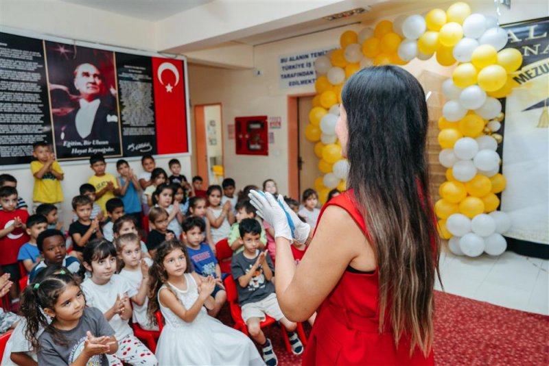 Alanya belediyesi 88 okulda 4 bin 850 &ouml;ğrenciye hijyen ve &ccedil;evre eğitimi verdi