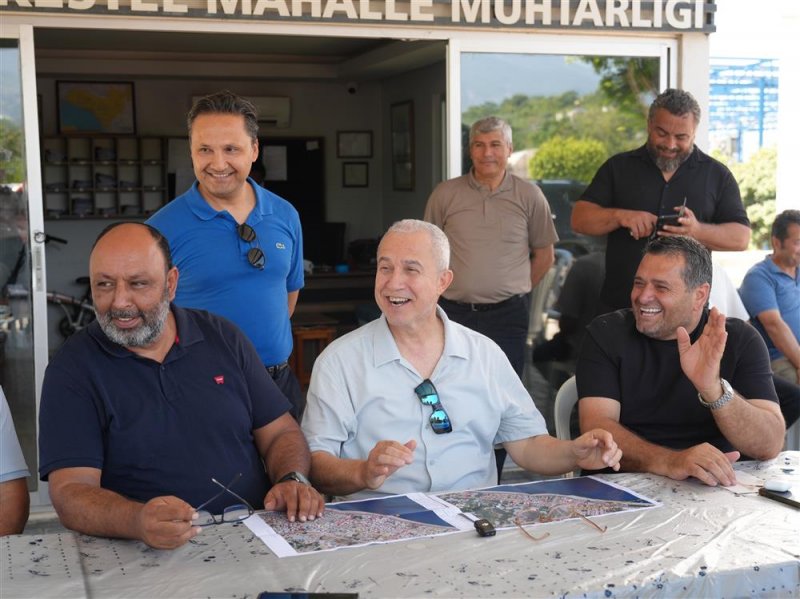 Alanya belediyesi&rsquo;nden kestel ve mahmutlar&rsquo;da yol seferberliği