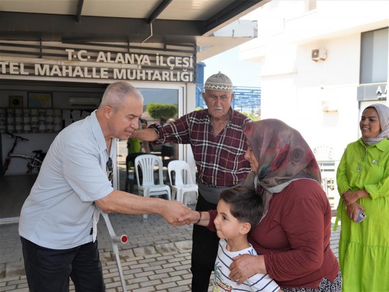 Alanya belediyesi&rsquo;nden kestel ve mahmutlar&rsquo;da yol seferberliği