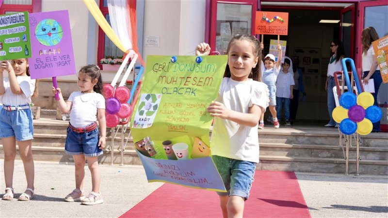 Alanya&rsquo;da &ccedil;evre haftası coşkuyla kutlandı gelecek nesiller i&ccedil;in doğaya dokunan etkinlikler d&uuml;zenlendi