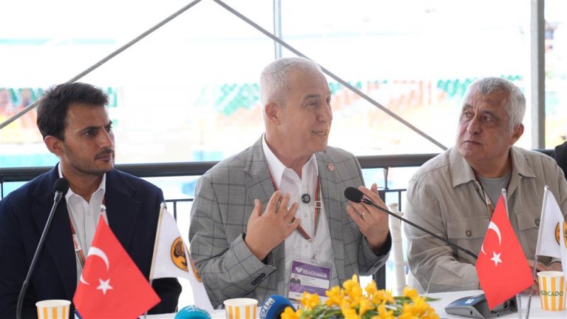 Alanya, d&uuml;nya plaj voleybolunun merkezi oluyor: "m&uuml;kemmeliyet merkezi" imzaları atıldı