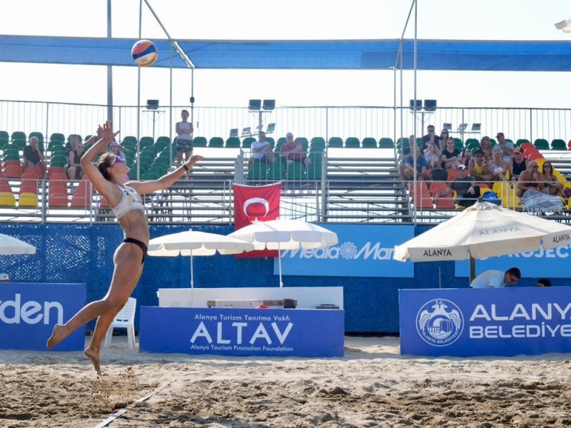 D&uuml;nya devleri alanya&rsquo;da! world beach pro tour alanya challenge başladı!