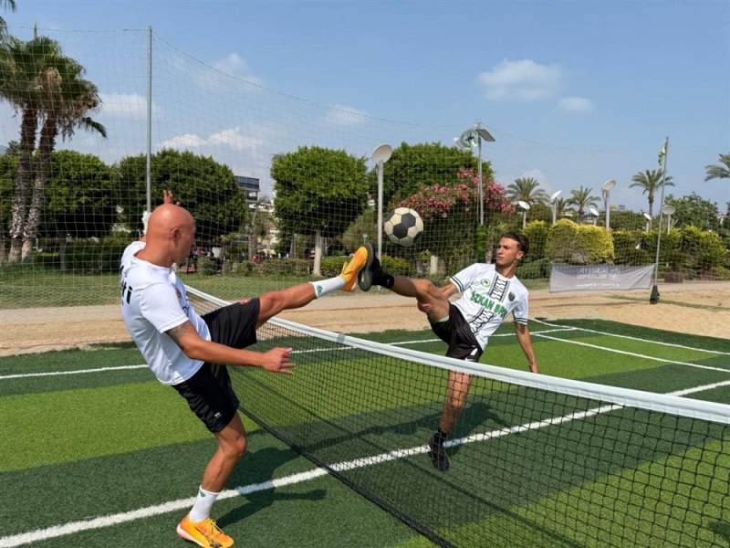 Geleneksel futnet ayak tenisi turnuvası başlıyor