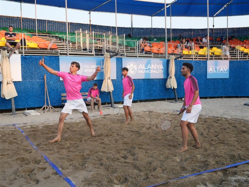 2026 air badminton t&uuml;rkiye şampiyonası tamamlandı