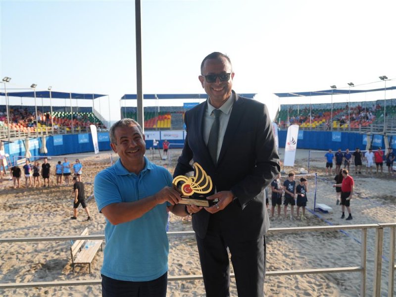 Air badminton t&uuml;rkiye şampiyonası alanya&rsquo;da başladı