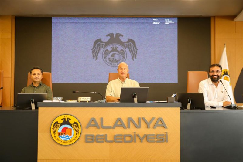 Akdeniz i&ccedil;in acil eylem &ccedil;ağrısı bilimsel rapor kamuoyuyla paylaşıldı: "akdeniz'i korumak zorundayız"