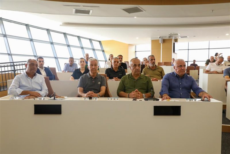 Akdeniz i&ccedil;in acil eylem &ccedil;ağrısı bilimsel rapor kamuoyuyla paylaşıldı: "akdeniz'i korumak zorundayız"