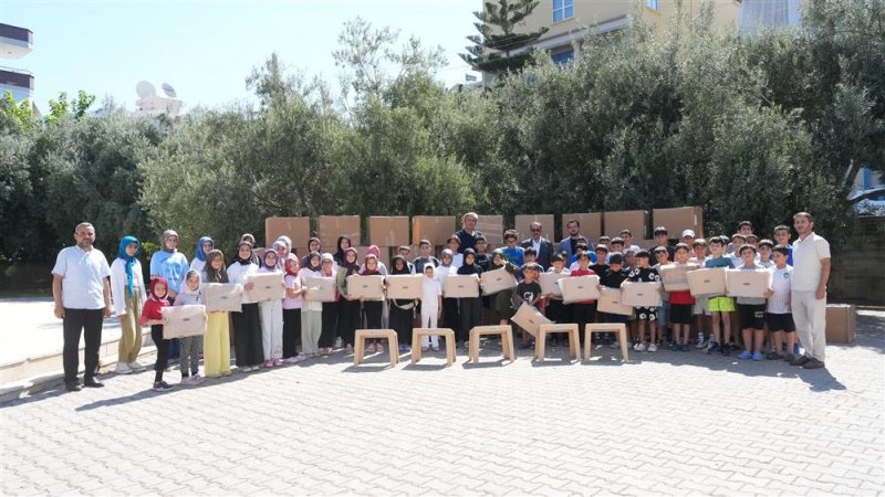 Alanya belediyesinden kur'an kurslarına 800 rahle desteği