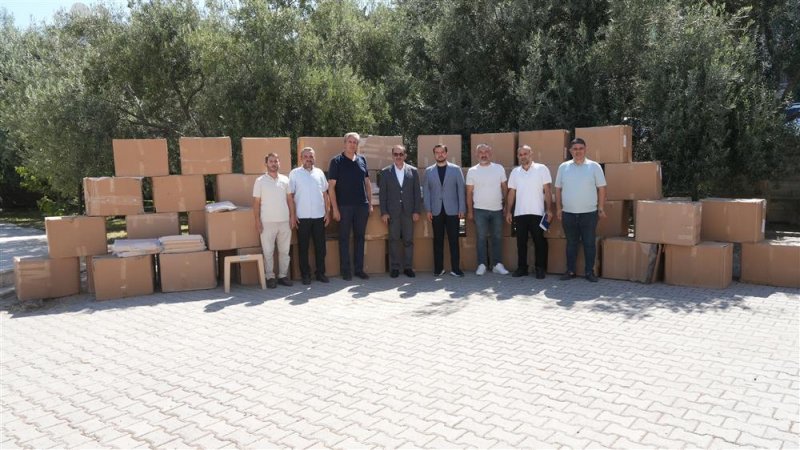 Alanya belediyesinden kur'an kurslarına 800 rahle desteği