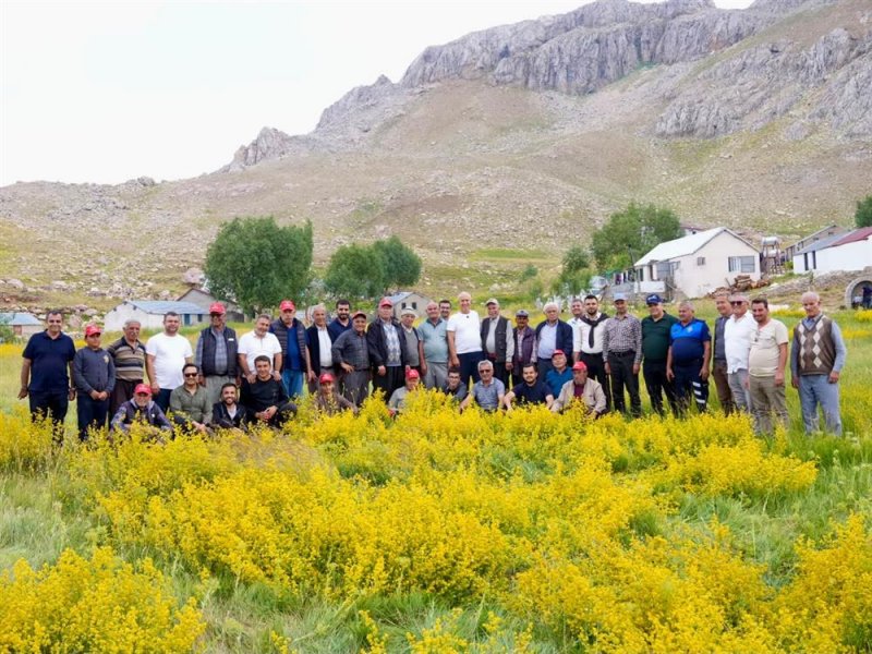Başkan &ouml;z&ccedil;elik, alanya&rsquo;nın yaylalarını 3 g&uuml;n boyunca adım adım gezdi