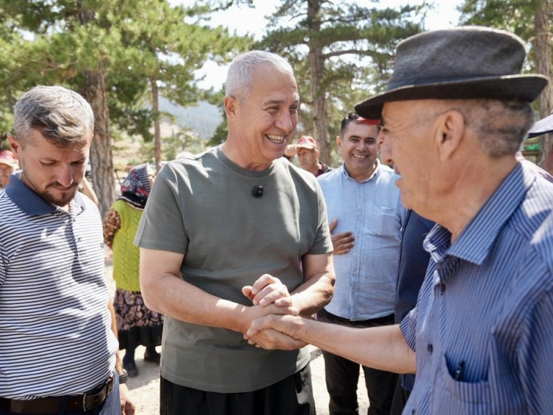 Başkan &ouml;z&ccedil;elik, alanya&rsquo;nın yaylalarını 3 g&uuml;n boyunca adım adım gezdi
