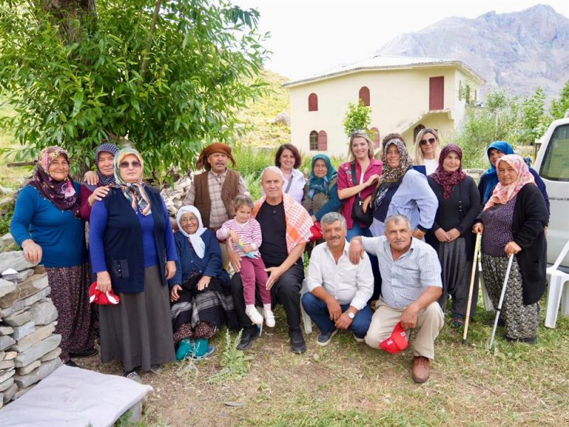Başkan &ouml;z&ccedil;elik, alanya&rsquo;nın yaylalarını 3 g&uuml;n boyunca adım adım gezdi