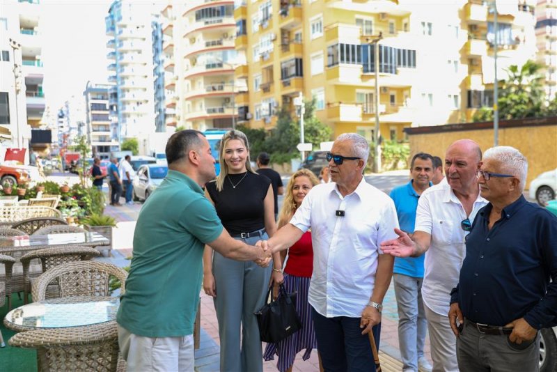 Başkan &ouml;z&ccedil;elik: en kıymetli yol g&ouml;sterici vatandaşımızın d&uuml;ş&uuml;ncesidir