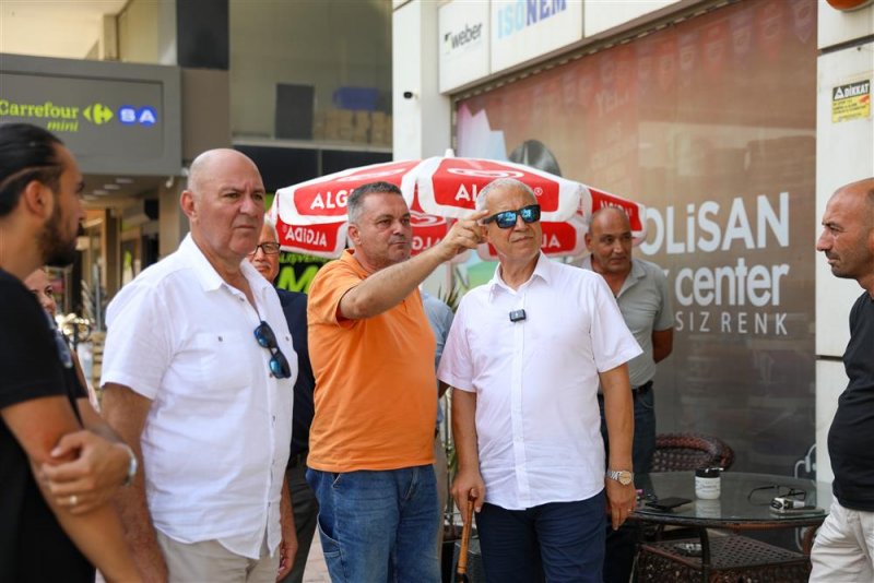 Başkan &ouml;z&ccedil;elik: en kıymetli yol g&ouml;sterici vatandaşımızın d&uuml;ş&uuml;ncesidir