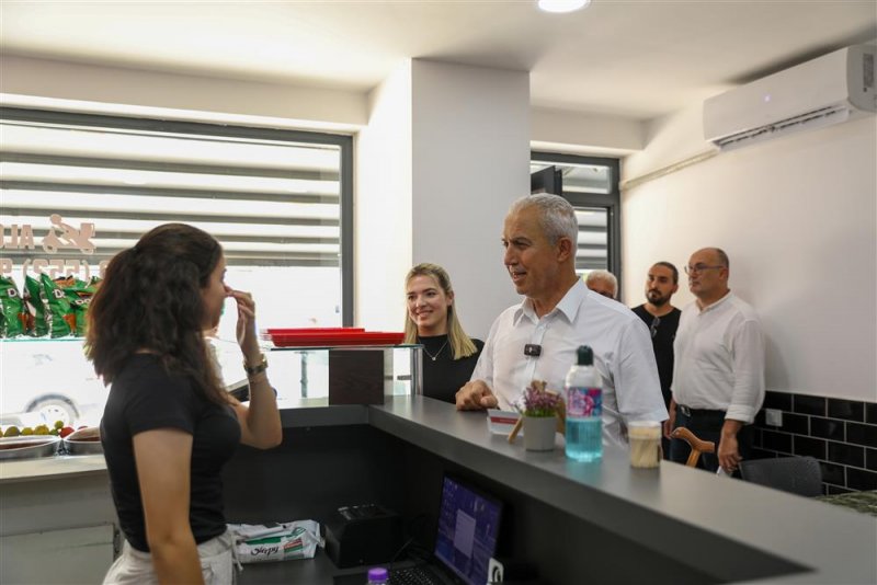 Başkan &ouml;z&ccedil;elik: en kıymetli yol g&ouml;sterici vatandaşımızın d&uuml;ş&uuml;ncesidir