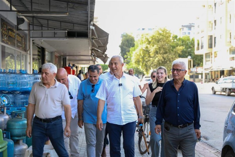 Başkan &ouml;z&ccedil;elik: en kıymetli yol g&ouml;sterici vatandaşımızın d&uuml;ş&uuml;ncesidir