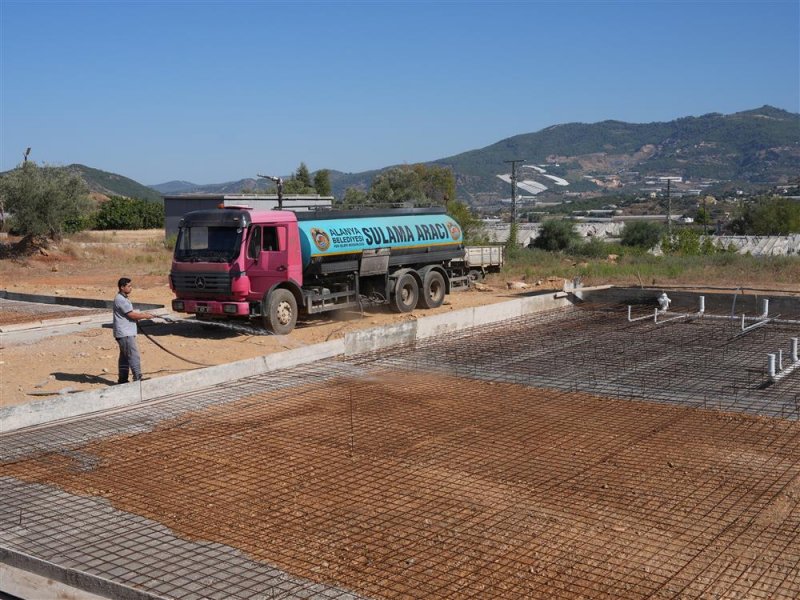 Elikesik&rsquo;te &ccedil;ok ama&ccedil;lı yaşam alanı&rsquo;nın temeli atıldı - başkan &ouml;z&ccedil;elik&rsquo;in s&ouml;zleri tek tek hayata ge&ccedil;iriliyor