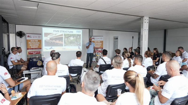 Fıvb plaj voleybolu antren&ouml;rl&uuml;k kursu alanya&rsquo;da başladı