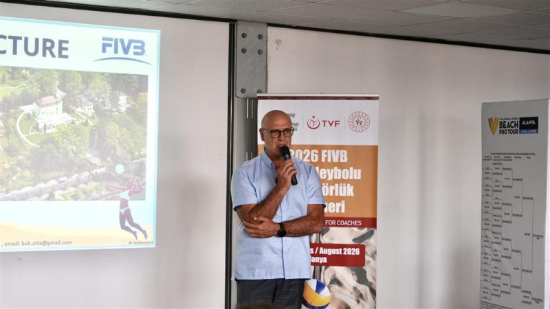 Fıvb plaj voleybolu antren&ouml;rl&uuml;k kursu alanya&rsquo;da başladı