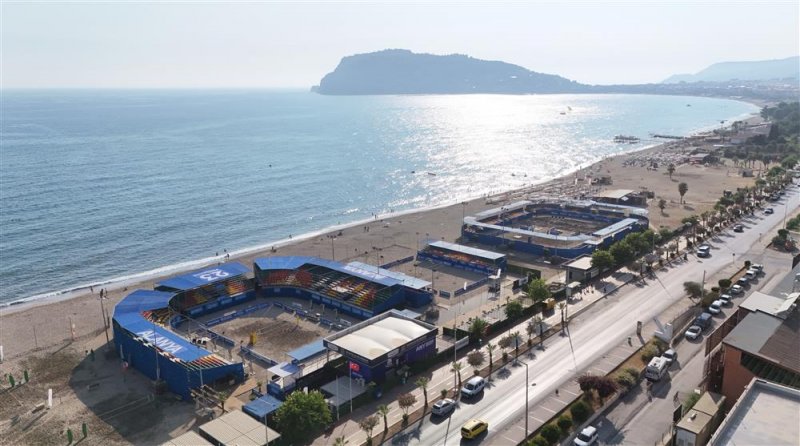 Fıvb plaj voleybolu antren&ouml;rl&uuml;k kursu alanya&rsquo;da başlıyor