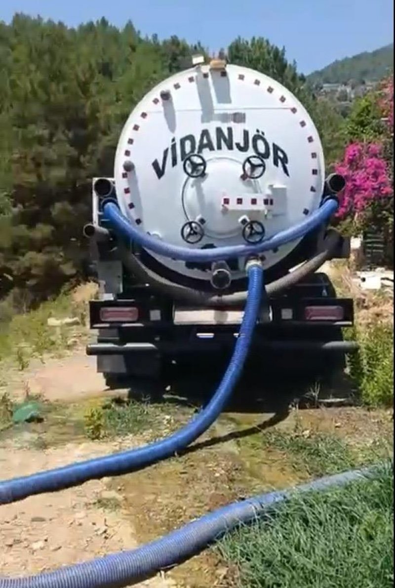 Foseptikten hacet deresi&rsquo;ne uzatılan kirli hattı zabıta ortaya &ccedil;ıkardı
