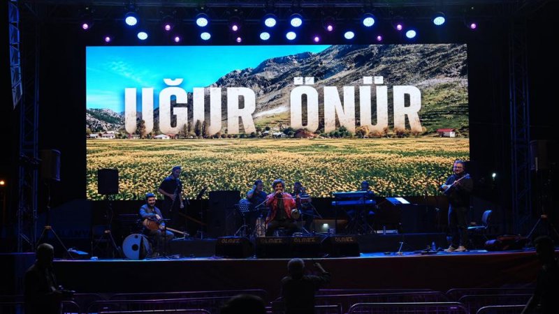 G&ouml;kbel&rsquo;de m&uuml;zik, spor ve k&uuml;lt&uuml;r bir arada