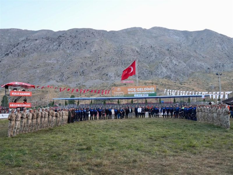 G&ouml;kbel'de zirve değişmedi: başpehlivan enes doğan g&uuml;reş ağası utkan hasan eminoğlu oldu